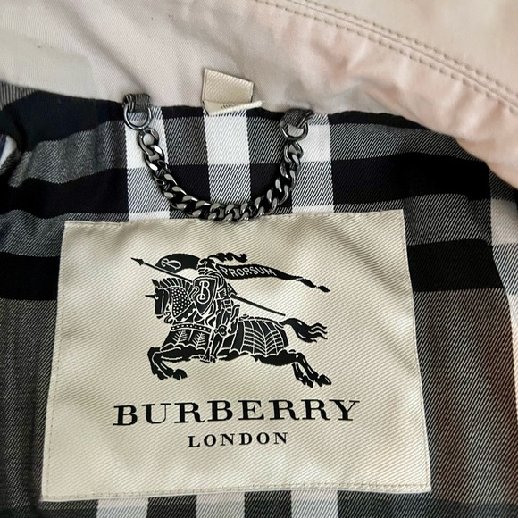 BURBERRY | Double Breasted Trench Coat Beige Cream MidLength Heritage UK 6 US 4 - Picture 11 of 16